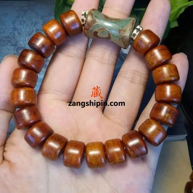 牛骨饰品--人类最早的身份象证